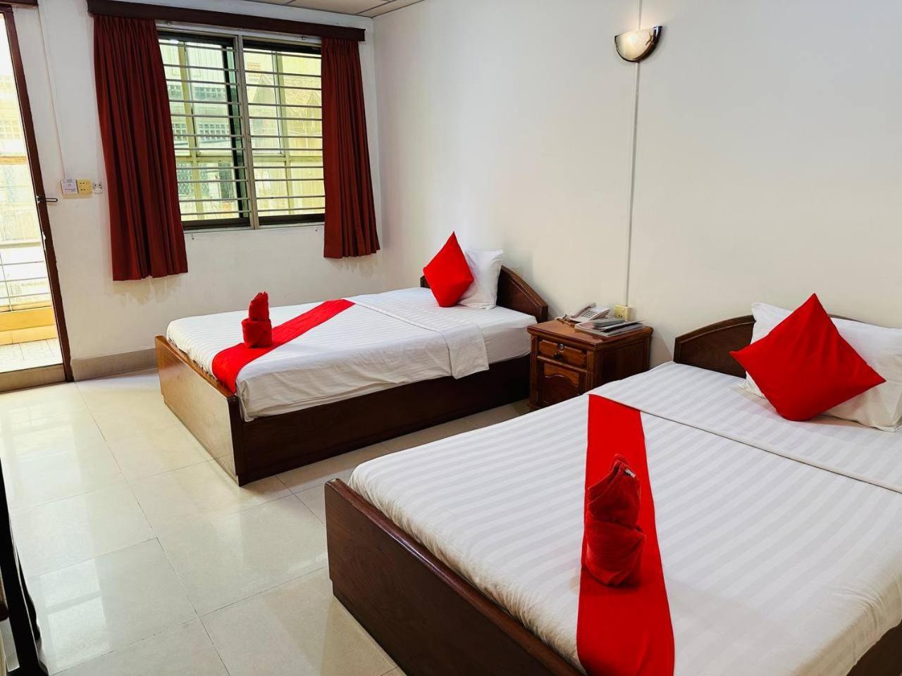 Capitol One Hotel Phnompen Kültér fotó